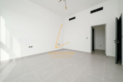 Villa in Al Furjan, Dubai 5 bedrooms, 600 sq.m. № 114186 - photo 14