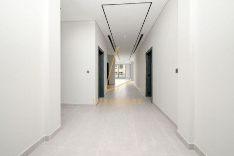 Villa in Al Furjan, Dubai 5 bedrooms, 600 sq.m. № 114186 - photo 6