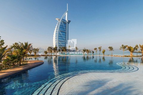 Снять в аренду виллу в Jumeirah 3, Джумейра, Дубай: 6 спален, 452м², № 73391 - фото 9