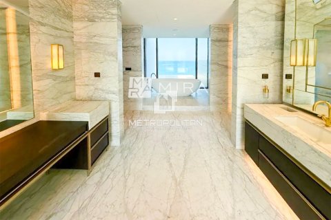 Снять в аренду виллу в Jumeirah 3, Джумейра, Дубай: 6 спален, 452м², № 73391 - фото 6