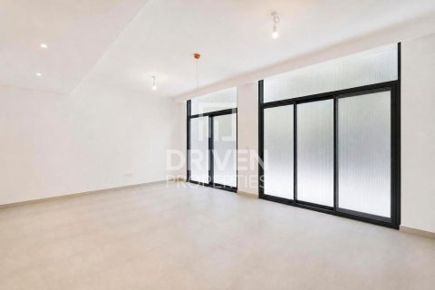 Таунхаус в Мудоне, Дубай, 3 спальни, 167.97м², № 143182