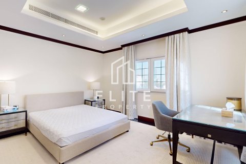 Villa in Al Jafiliya, Dubai 6 bedrooms, 741 sq.m. № 121402 - photo 23