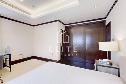 Villa in Al Jafiliya, Dubai 6 bedrooms, 741 sq.m. № 121402 - photo 24