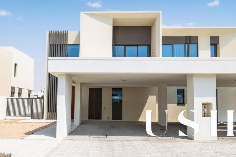 Townhouse in The Valley, Dubai 4 bedrooms, 257 sq.m. № 42293