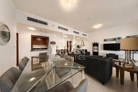 Appartement à Shams, Jumeirah Beach Residence, Dubai, 2 chambres, 151.9 m², № 143122 - photo 6