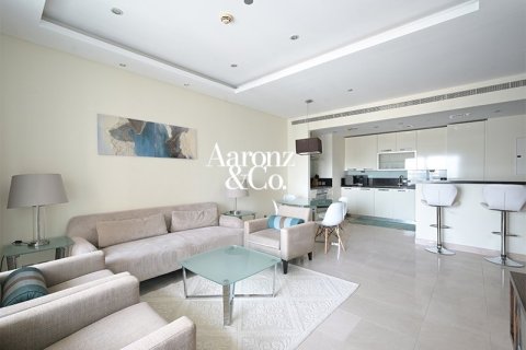 Apartment in Jumeirah Lake Towers, Dubai 2 bedrooms, 120 sq.m. № 115253