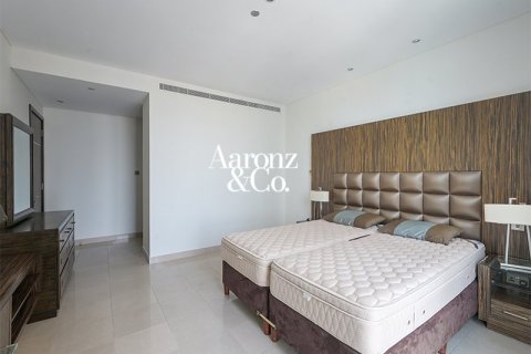 Appartement à Jumeirah Lake Towers, Dubai, 2 chambres, 120 m², № 115253 - photo 6
