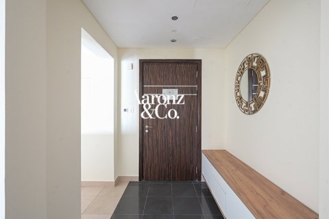 Appartement à Jumeirah Lake Towers, Dubai, 2 chambres, 120 m², № 115253 - photo 12