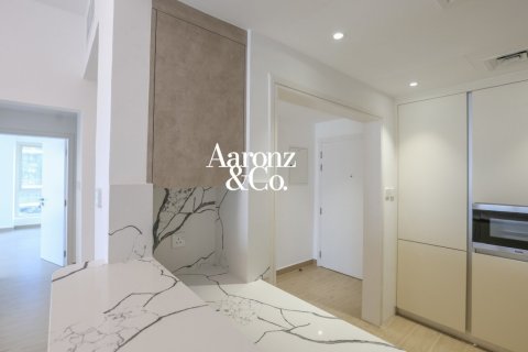 Apartamento en Icon Tower 2, Jumeirah Lake Towers, Dubai, 2 dormitorios, 87 m², № 115257 - foto 18