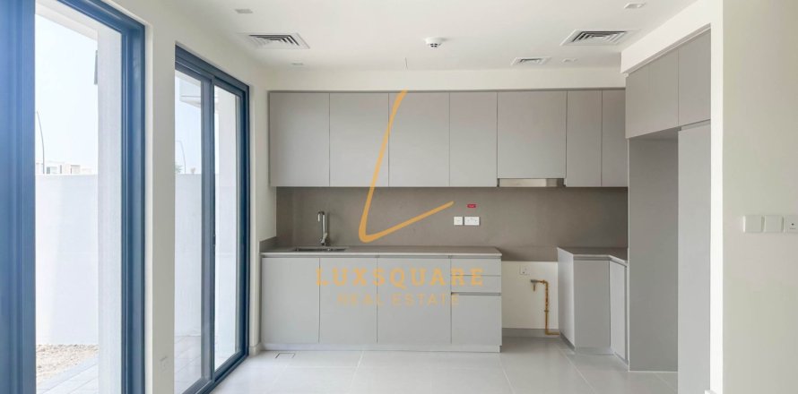 Villa à Dubai South (Dubai World Central), Dubai, 3 chambres, 144 m², № 115251
