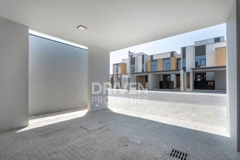 Снять в аренду таунхаус в Мудоне, Дубай: 3 спальни, 167.97м², № 129841 - фото 23