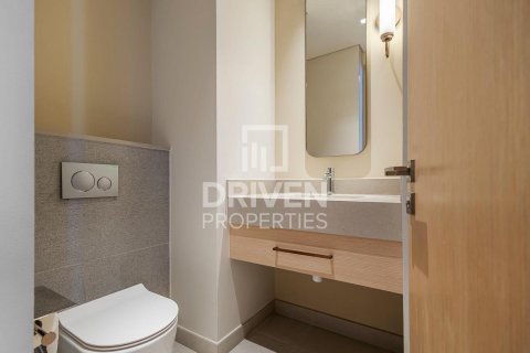 Снять в аренду квартиру в Vida Residences Dubai Mall, Даунтаун Дубай (Даунтаун Бурдж Дубай), Дубай: 2 спальни, 113.16м², № 129843 - фото 5