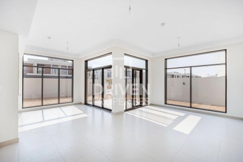 Villa in The Pulse, Dubai South (Dubai World Central), Dubai 4 bedrooms, 374.68 sq.m. № 129844