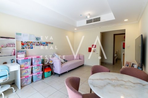 Villa à Meadows, Dubai, 2 chambres, 178.74 m², № 52661