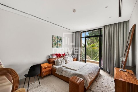 Townhouse in Jumeirah Luxury, Jumeirah Golf Estates, Dubai 4 bedrooms, 177.54 sq.m. № 143074 - photo 7