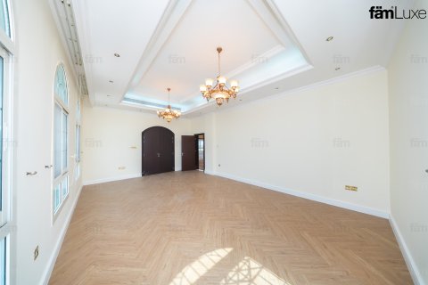 Villa en Dubai, 6 dormitorios, 3938.1 m², № 139328 - foto 16