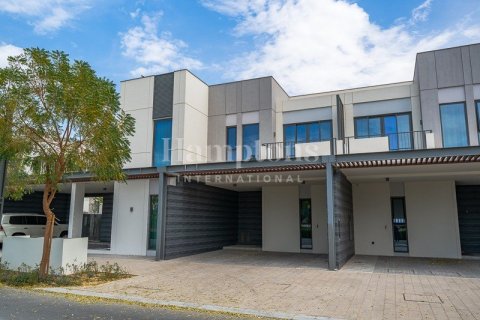 Снять в аренду таунхаус в Joy, Arabian Ranches 3, Дубай: 3 спальни, 128.57775200м², № 139323 - фото 4