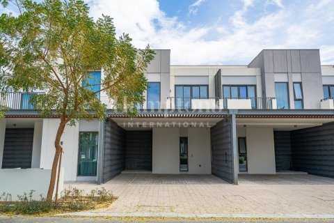 Снять в аренду таунхаус в Joy, Arabian Ranches 3, Дубай: 3 спальни, 128.57775200м², № 139323 - фото 10