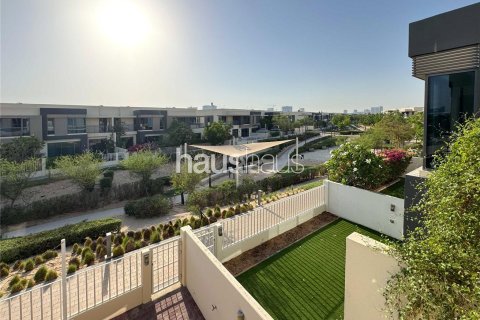 Снять в аренду виллу в Maple at Dubai Hills Estate, Дубай Хилс Эстейт, Дубай: 4 спальни, 201м², № 44977 - фото 2