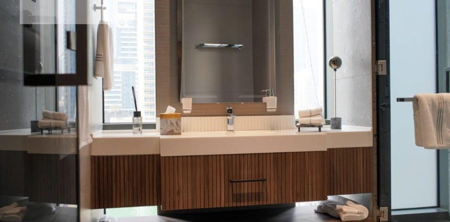 Apartamento en Jumeirah Lake Towers, Dubai, 2 dormitorios, 135.6 m², № 9658