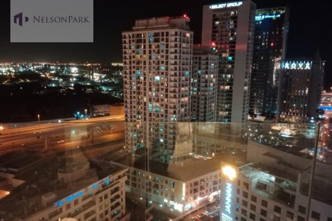Apartamento en Jumeirah Lake Towers, Dubai, 2 dormitorios, 135.6 m², № 9658 - foto 11