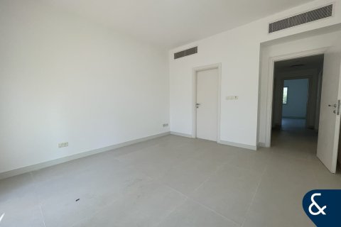 Villa in Meadows, Dubai 5 bedrooms, 353 sq.m. № 91416 - photo 9