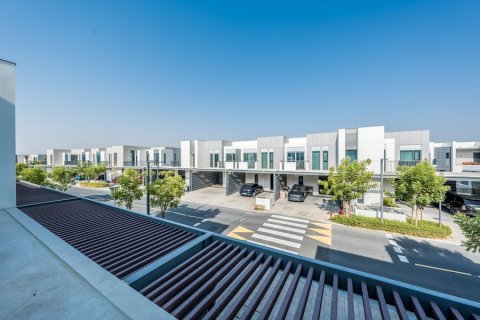 Снять в аренду таунхаус в Arabian Ranches 3, Дубай: 3 спальни, 180.41762600м², № 125085 - фото 8