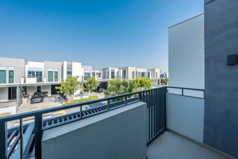 Снять в аренду таунхаус в Arabian Ranches 3, Дубай: 3 спальни, 180.41762600м², № 125085 - фото 12