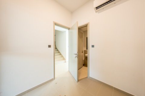 Снять в аренду таунхаус в Arabian Ranches 3, Дубай: 3 спальни, 180.41762600м², № 125085 - фото 18