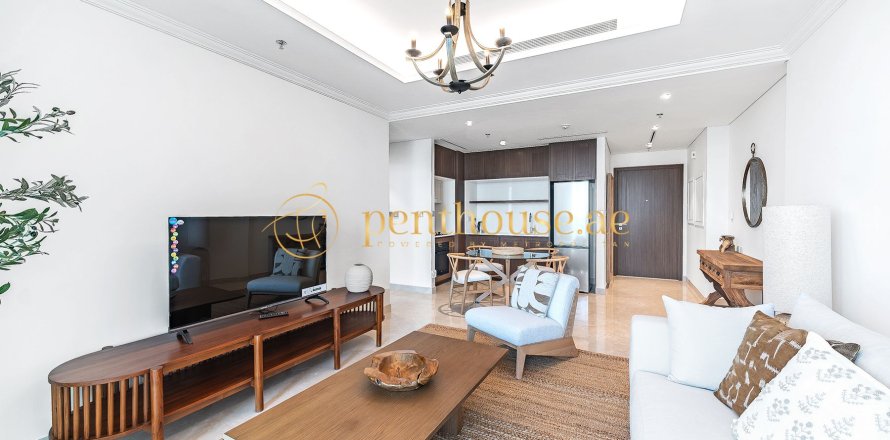 Квартира в EMAAR Beachfront, Dubai Harbour, Дубай, 1 спальня, 69м², № 73179