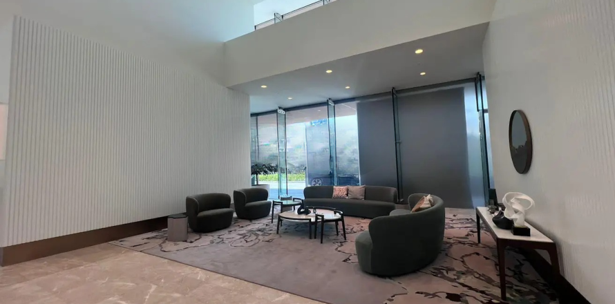 Apartment in Dubai 2 bedrooms, 94 sq.m. № 5385