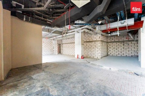 Tienda en Al Barsha, Dubai, 561 m², № 118492 - foto 6