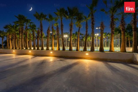 Tienda en Al Barsha, Dubai, 561 m², № 118492 - foto 8