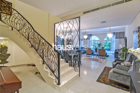 تاون هاوس في Motor City, دبي 4 غرف نوم, 381 م² رقم 43350 - صورة 3