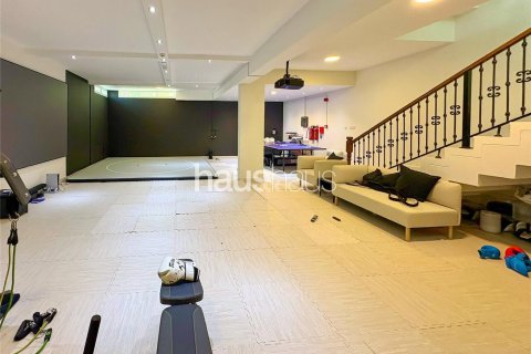 Villa en The Villa, Dubai, 5 dormitorios, 516 m², № 43348 - foto 4