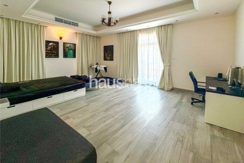 Villa en The Villa, Dubai, 5 dormitorios, 516 m², № 43348 - foto 7