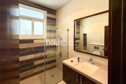 Villa en The Villa, Dubai, 5 dormitorios, 516 m², № 43348 - foto 11