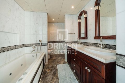 Appartement à Downtown Dubai (Downtown Burj Dubai), Dubai, 2 chambres, 159.42 m², № 128507 - photo 13