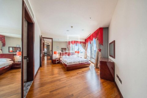 Appartement à Downtown Dubai (Downtown Burj Dubai), Dubai, 2 chambres, 159.42 m², № 128507 - photo 4