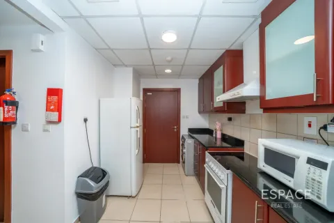 Apartment in Jumeirah Beach Residence, Dubai 2 bedrooms, 118 sq.m. № 122751 - photo 6