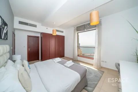 Apartment in Jumeirah Beach Residence, Dubai 2 bedrooms, 118 sq.m. № 122751 - photo 14