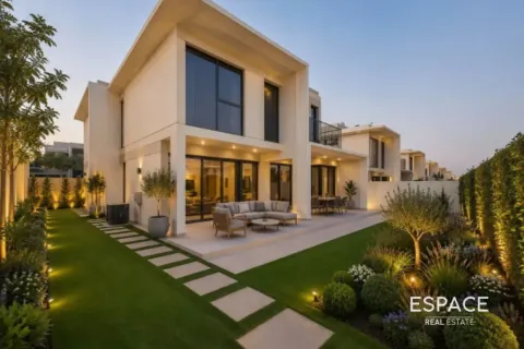 Villa in Tilal Al Ghaf, Dubai 5 bedrooms, 483 sq.m. № 122748