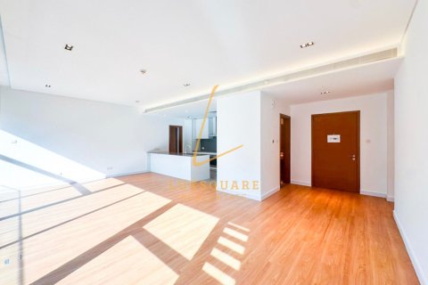 Apartment in Al Wasl, Dubai 2 bedrooms, 157 sq.m. № 134478 - photo 13