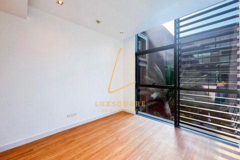 Apartment in Al Wasl, Dubai 2 bedrooms, 157 sq.m. № 134478 - photo 11