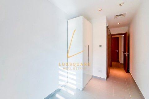 Apartment in Al Wasl, Dubai 2 bedrooms, 157 sq.m. № 134478 - photo 3