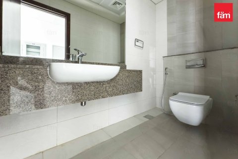 Appartement à Al Satwa, Dubai, 2 chambres, 120.2 m², № 95671 - photo 10