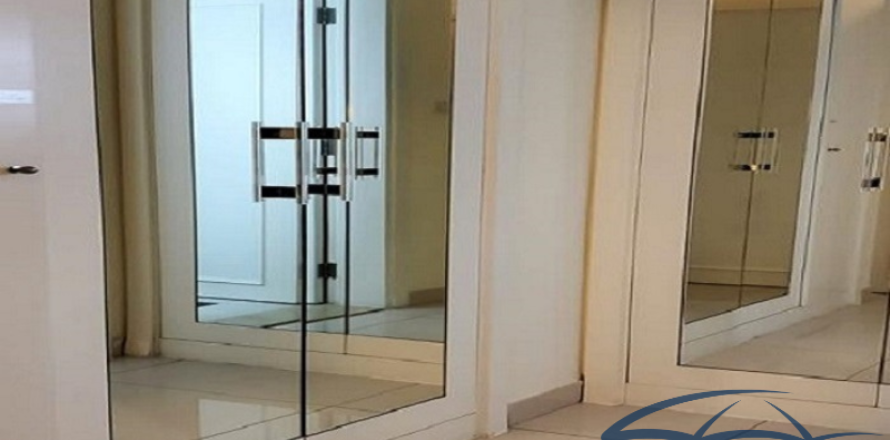 Apartment in Signature Livings, Downtown Dubai (Downtown Burj Dubai), Dubai 1 bedroom, 74 sq.m. № 3684