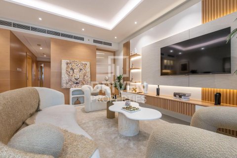 Снять в аренду квартиру в The Residences, Даунтаун Дубай (Даунтаун Бурдж Дубай), Дубай: студию, 85.75м², № 128038 - фото 3