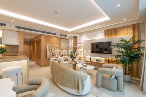 Снять в аренду квартиру в The Residences, Даунтаун Дубай (Даунтаун Бурдж Дубай), Дубай: студию, 85.75м², № 128038 - фото 2