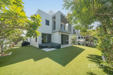Villa in Dubai Hills Estate, Dubai 3 bedrooms, 288 sq.m. № 122930
